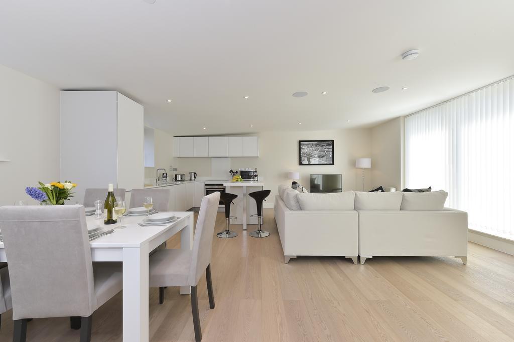 Tower Bridge City Apartments Londen Kamer foto